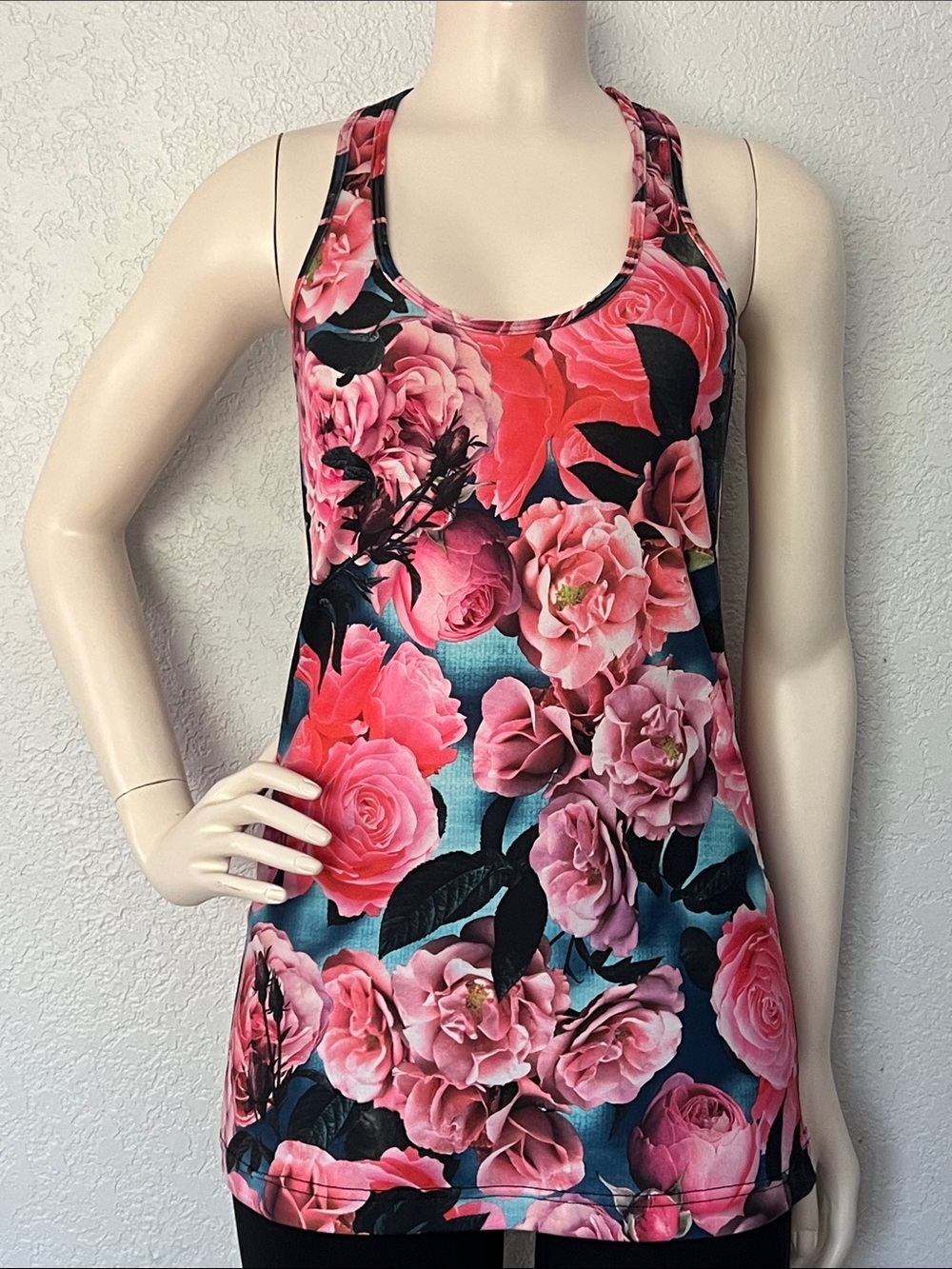 Lululemon Cool Racerback Tank Women’s 6 Secret Garden Rose Floral Workout Top